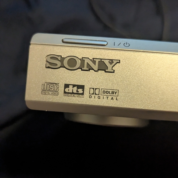 Cream Electronics Device - Picture 8 of 8